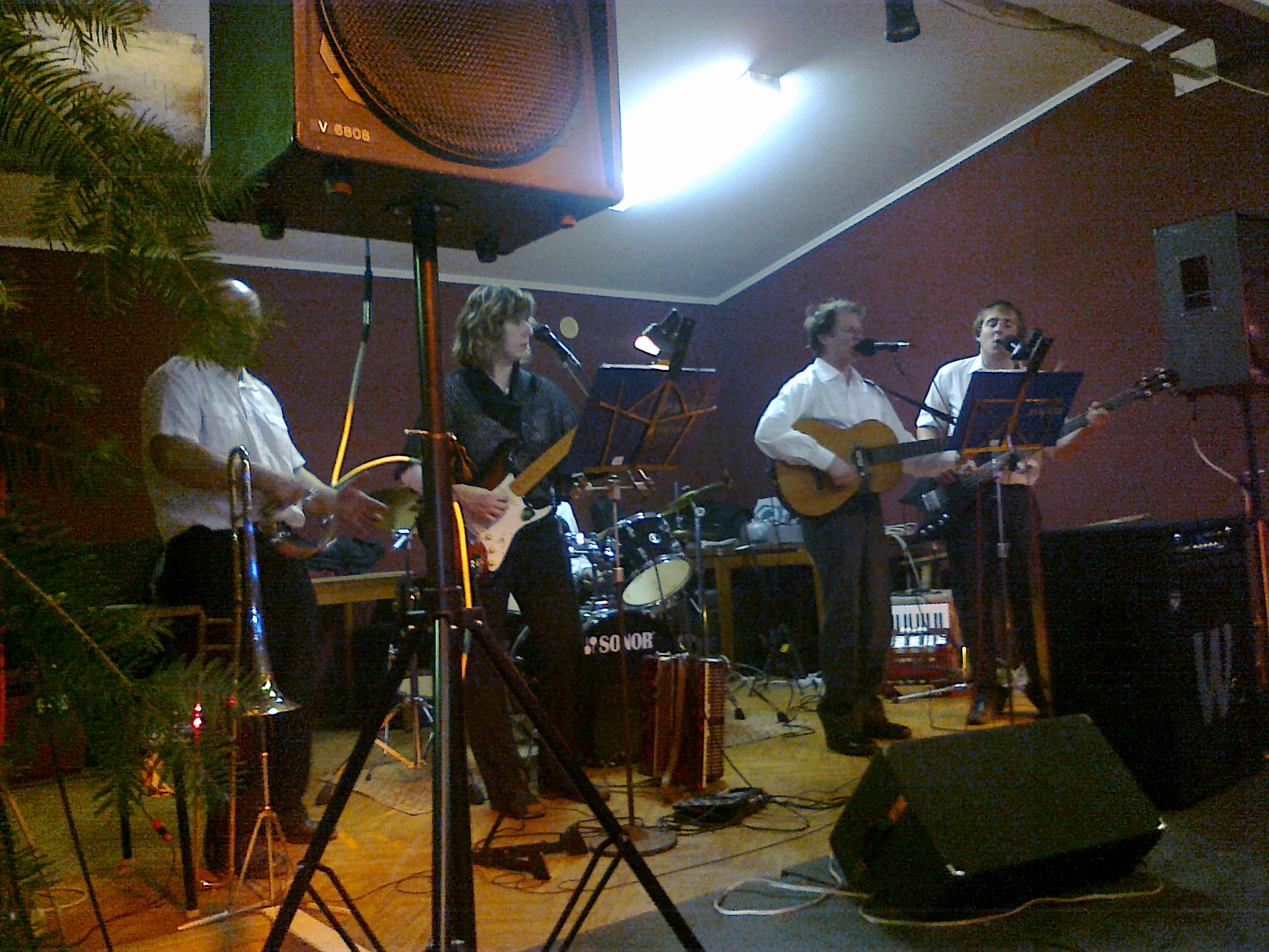 25122009040.jpg